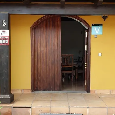 Tamarindo 5 Коральео